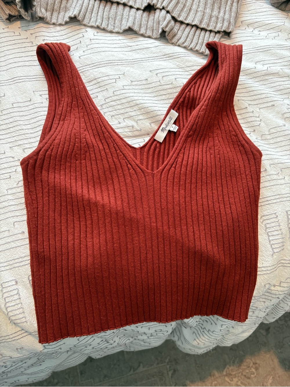 Madewell Ribbed V-Neck Tank Top in Rust